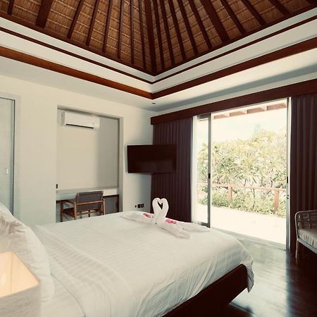 Sunset Palms Beach Villa Jimbaran Esterno foto