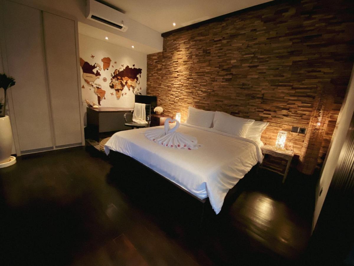 Sunset Palms Beach Villa Jimbaran Esterno foto